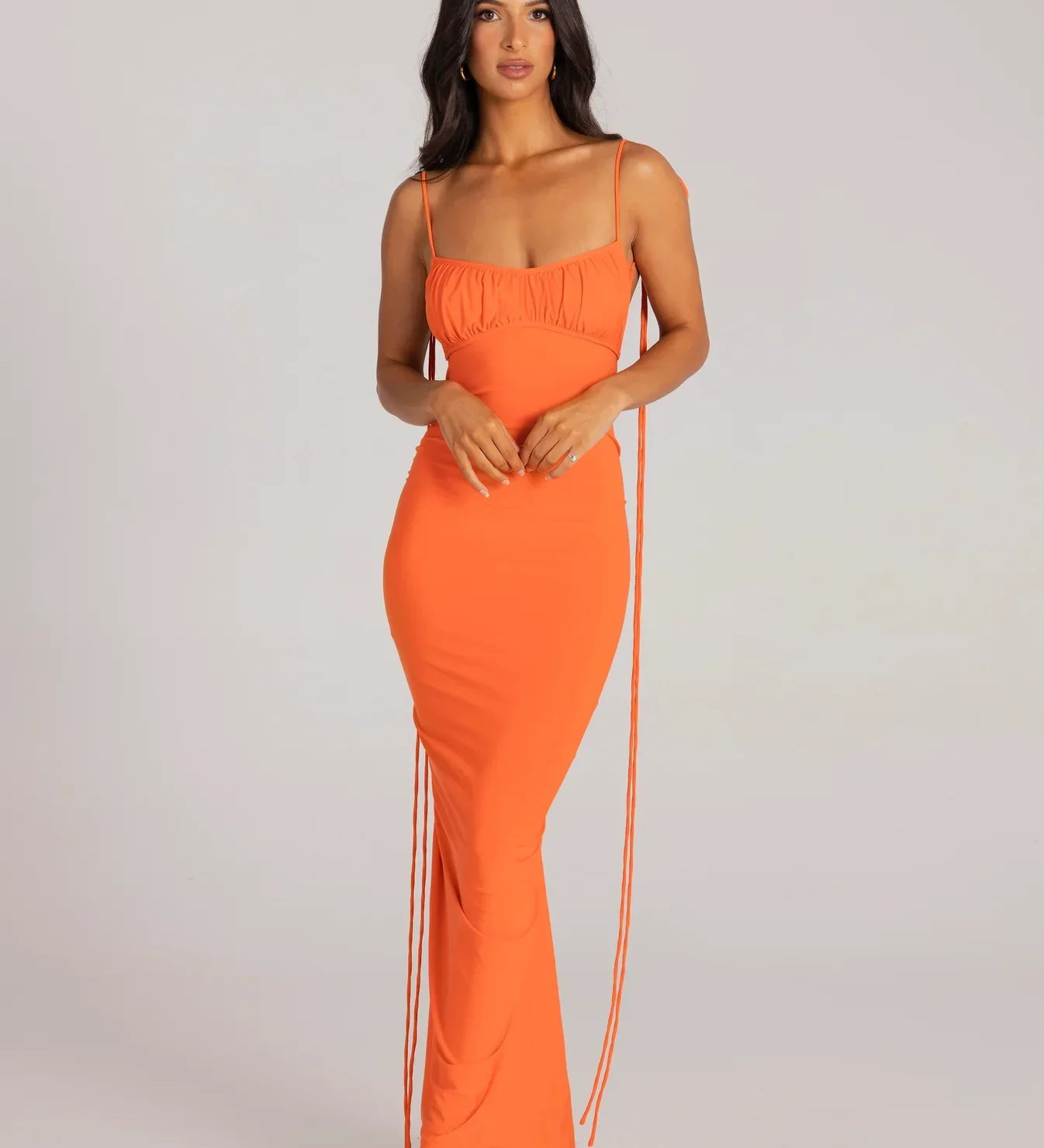 Astrid | Rochie cu spatele gol