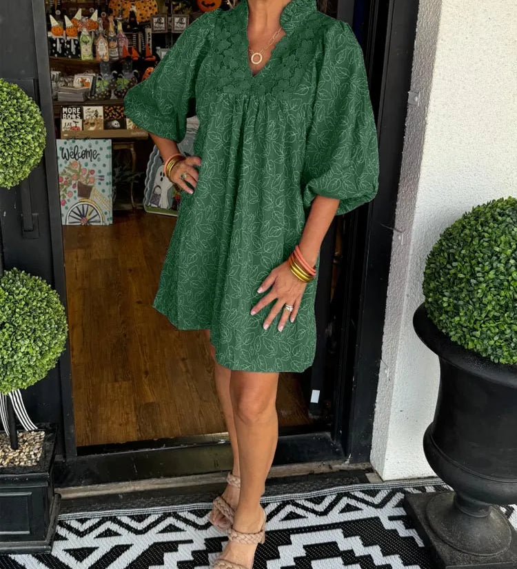 Rochie midi din dantelă