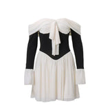 Rochie cu umerii goi