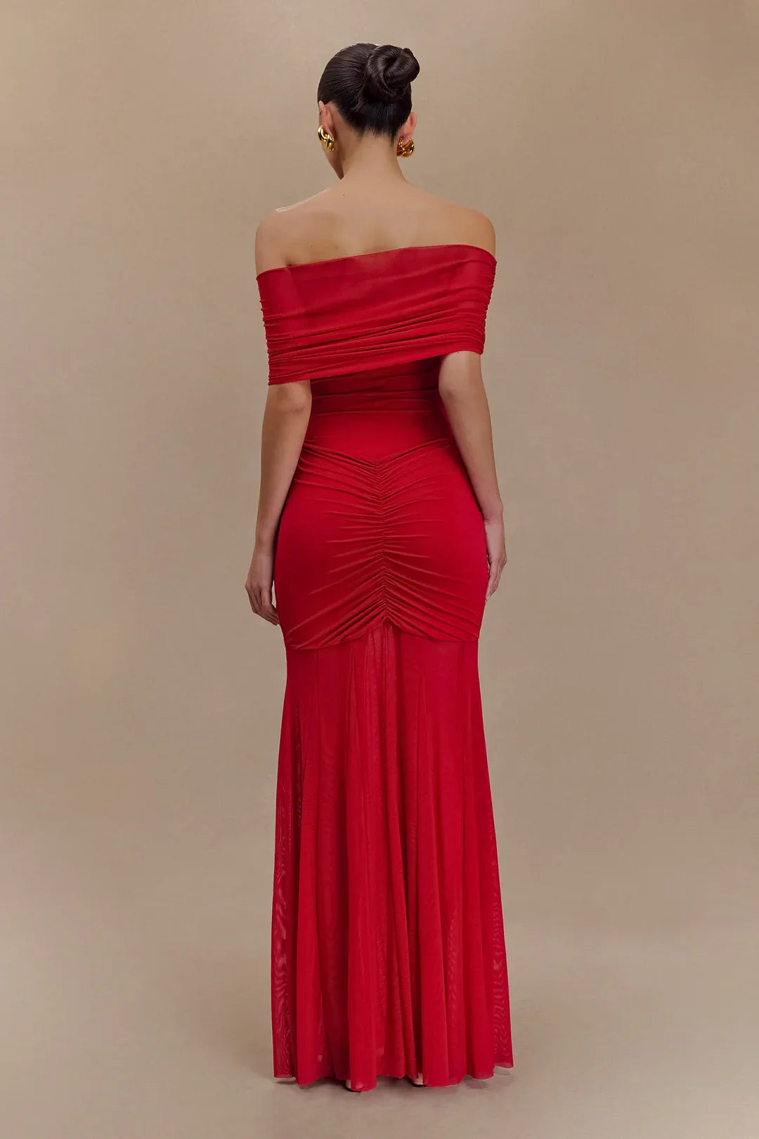 Rochie maxi cu umerii goi