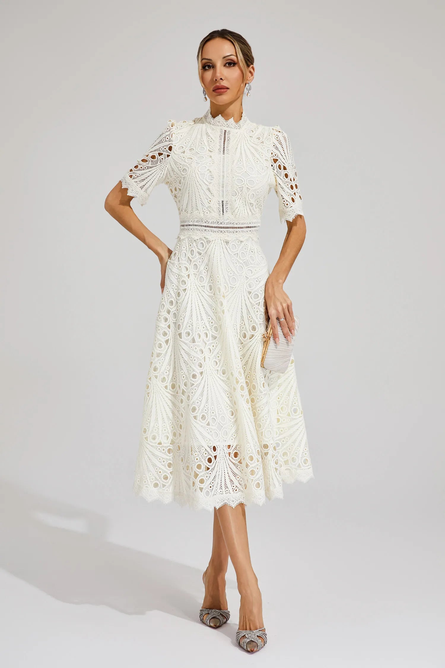 Hallie | Rochie midi din dantelă