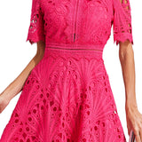 Rochie midi din dantelă