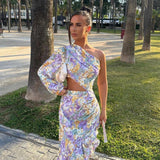 Rochie florală pe un umăr