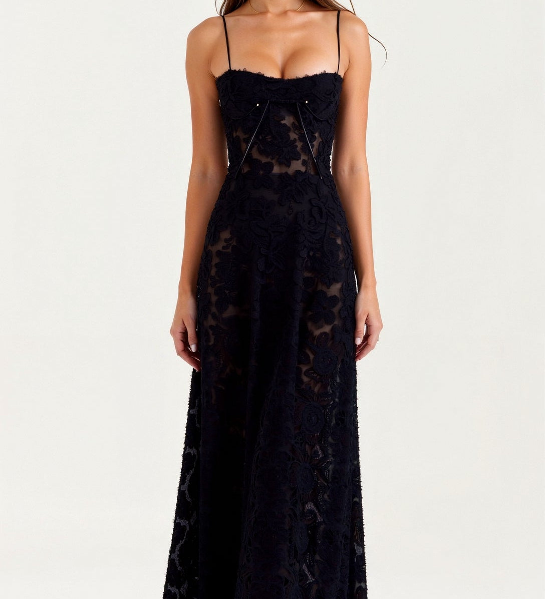 Amira | Rochie maxi din dantelă