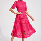 Rochie midi din dantelă