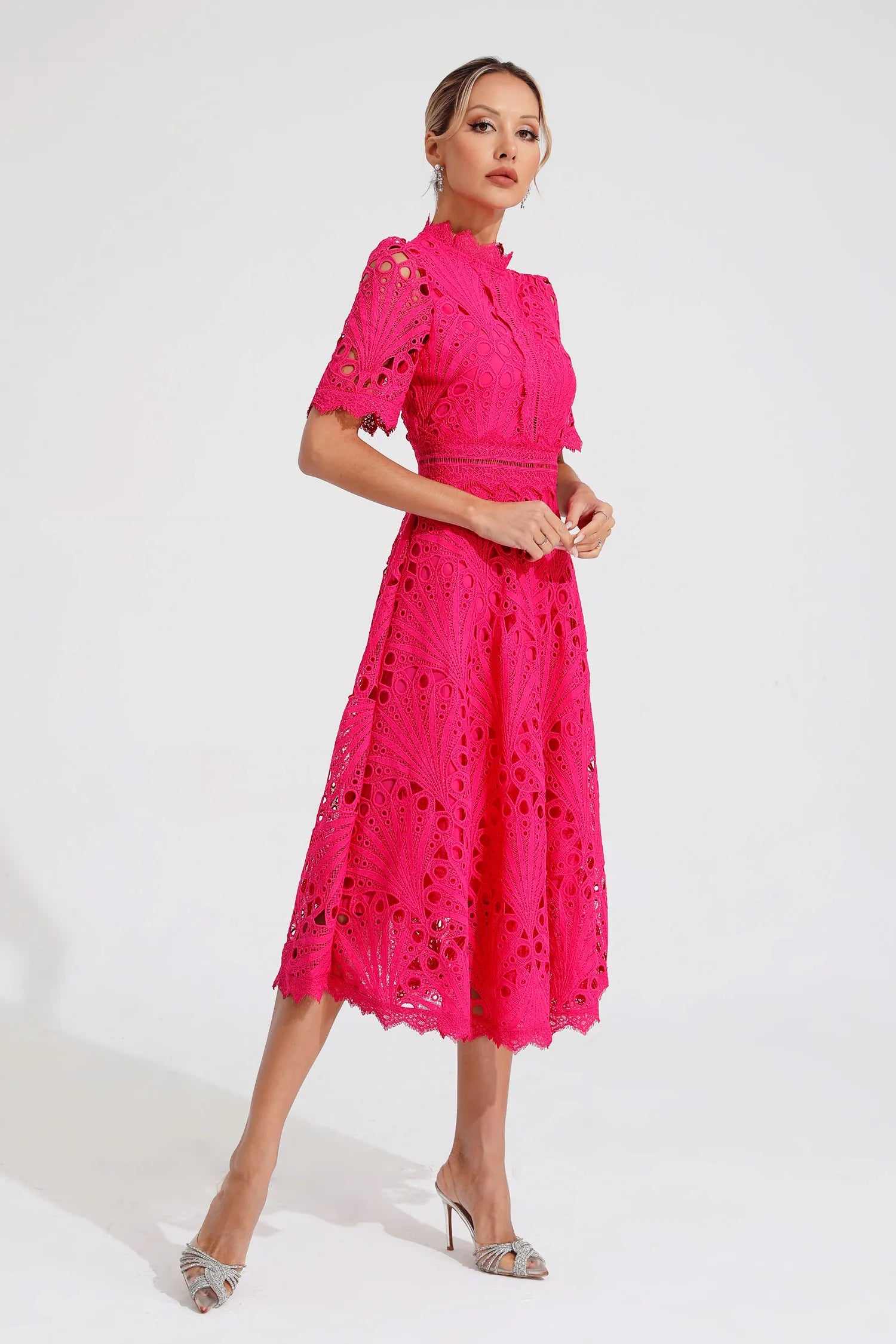 Hallie | Rochie midi din dantelă