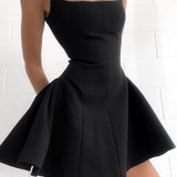 Rochie cu volane elegante