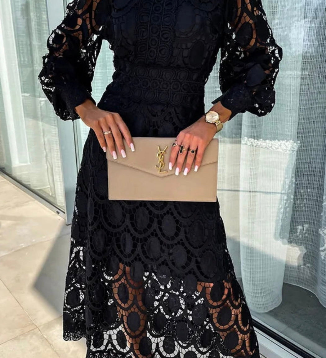 Rochie elegantă din dantelă