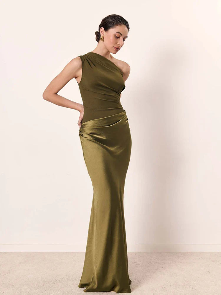 Sophia | Rochie maxi din satin cu un umăr gol
