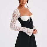 Rochie mini din dantelă