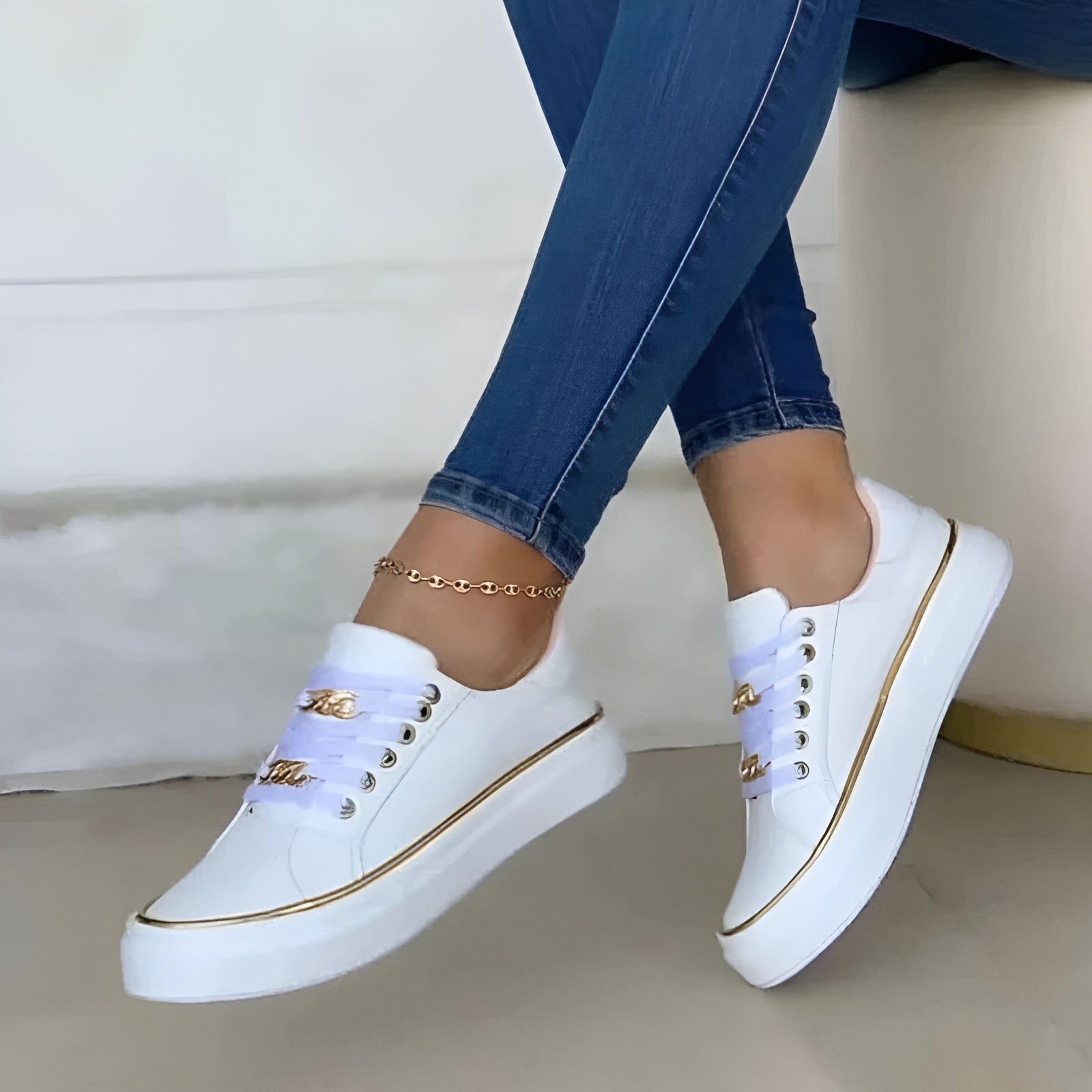 Lucy Sneakers moderni versatili