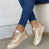 Lucy Sneakers moderni versatili