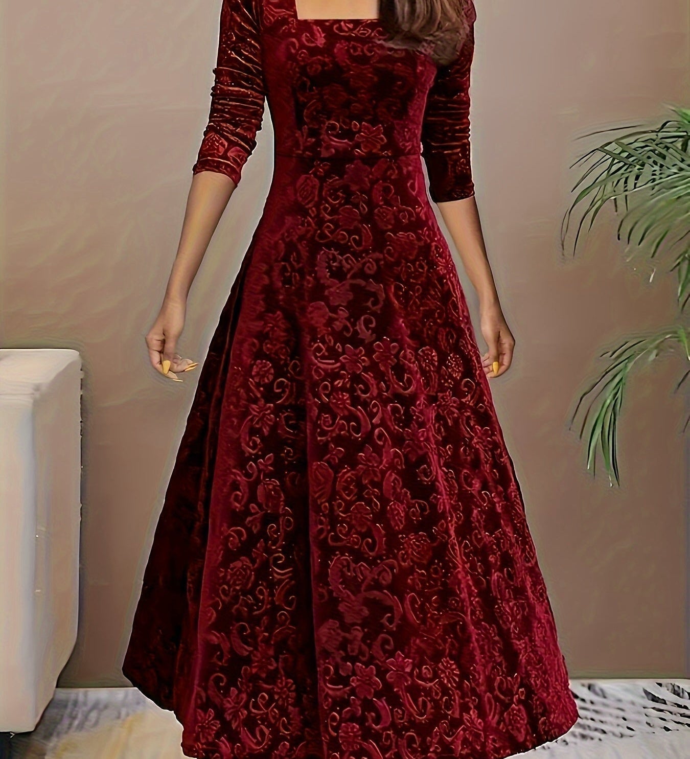 Nina Rochie de Catifea