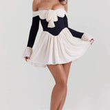 Rochie cu umerii goi